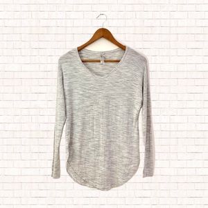 Kohl’s Junior’s Tunic Tee Small • Heather Gray Long Sleeve Knit T-shirt EUC OBO